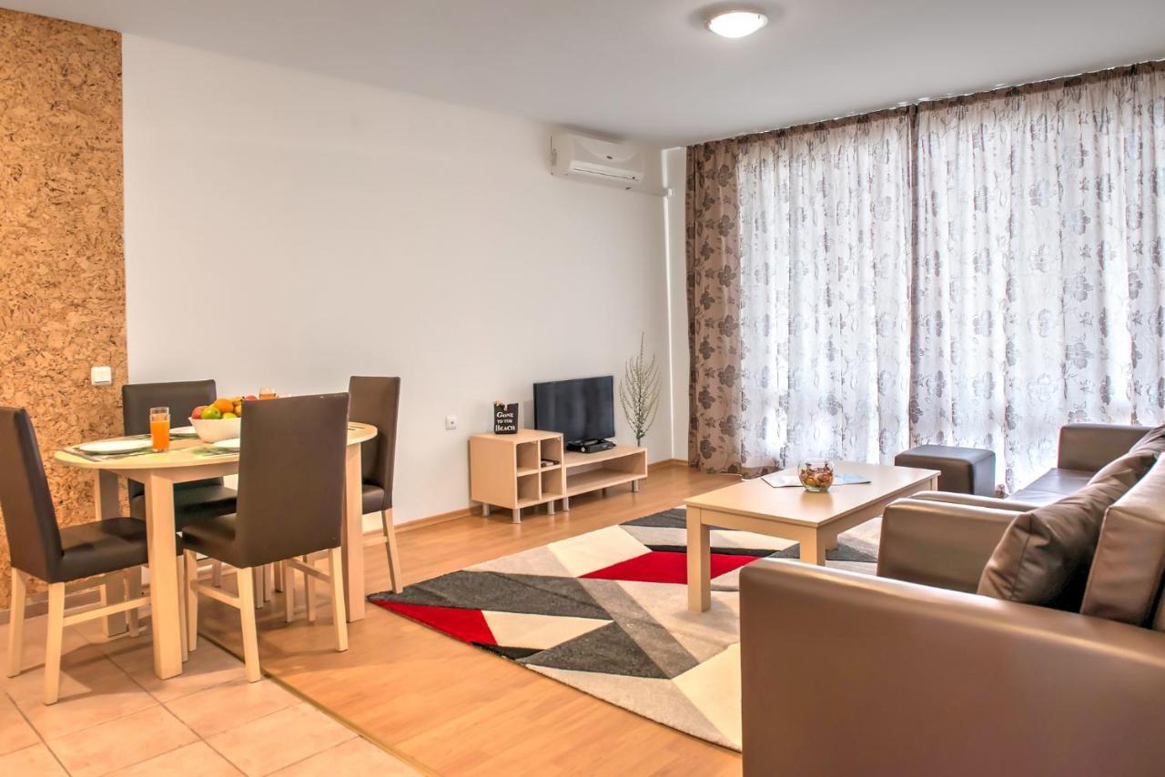 Marina And Panorama Apartments สวิติ วลัส ภายนอก รูปภาพ